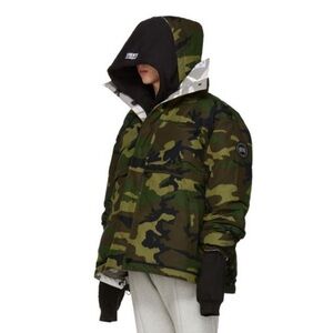 Canada goose x Vetements Coat